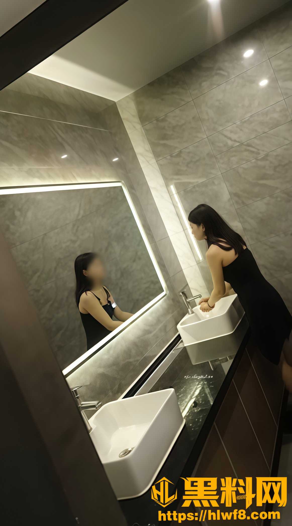 夜场女厕偷拍视频3