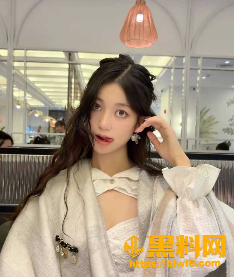 反差眼镜妹不雅视频1