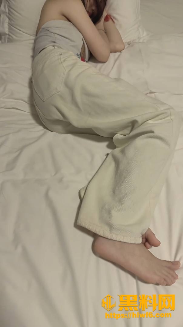 和表妹乱伦视频