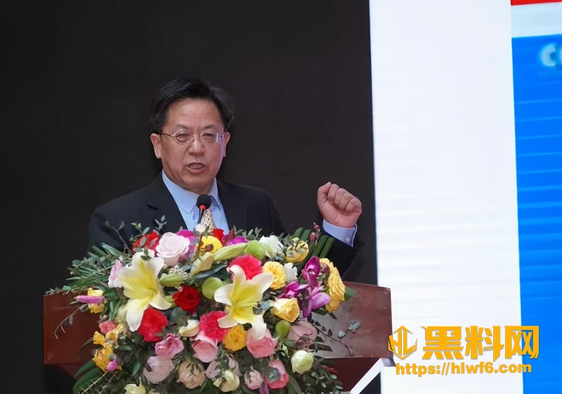16刘定平搞大学生肚子1 8wm