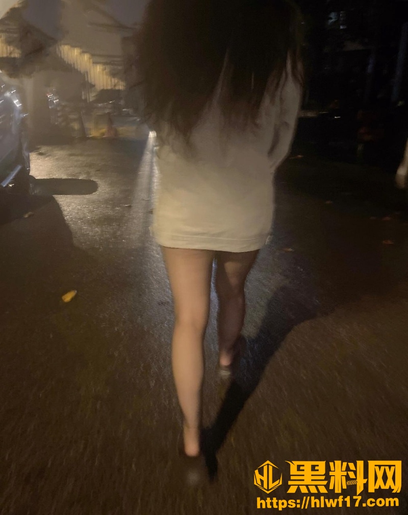 丰乳肥臀的少妇邻居4145集12