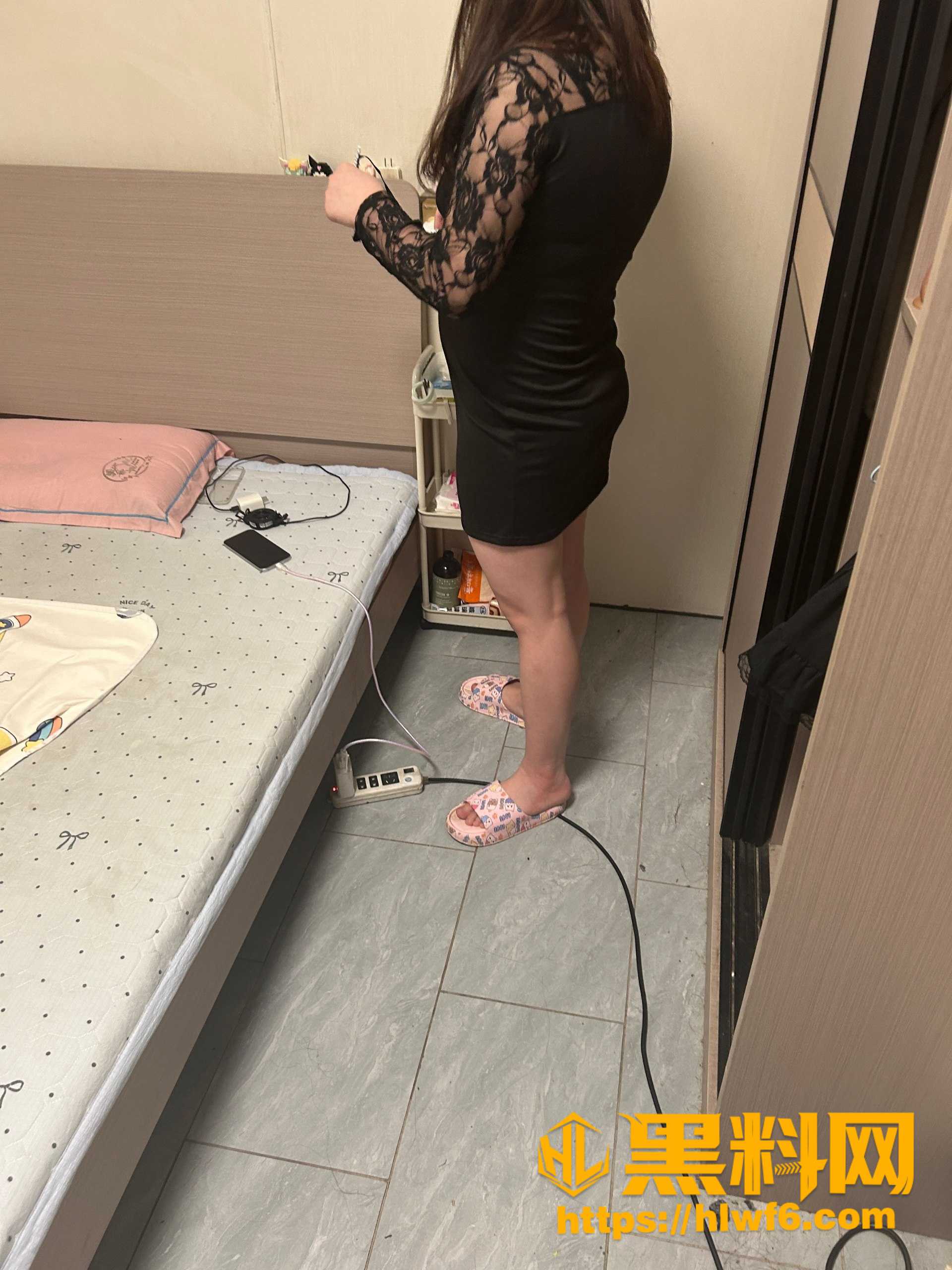 和亲妹妹乱伦