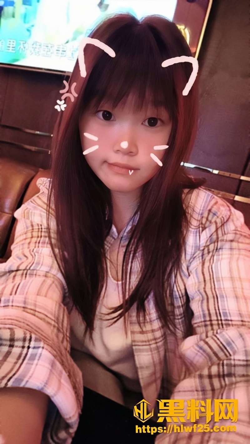何思琪大尺度性爱视频1