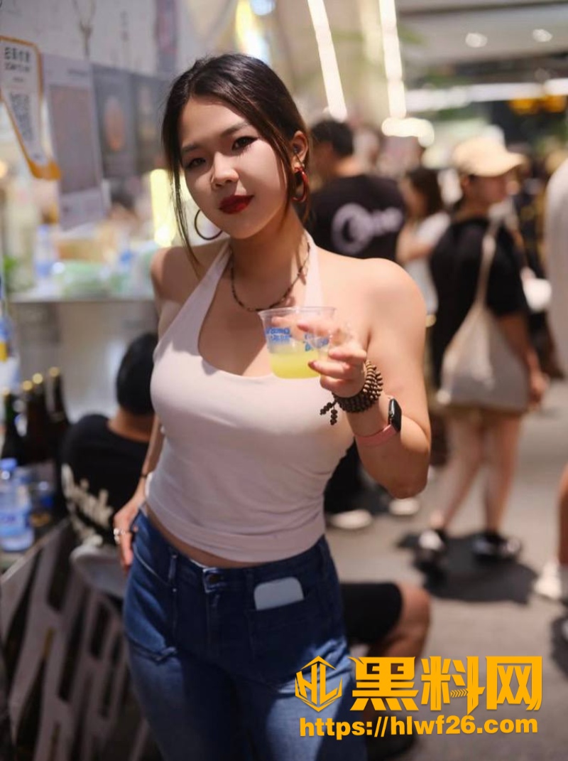Mandy性爱视频