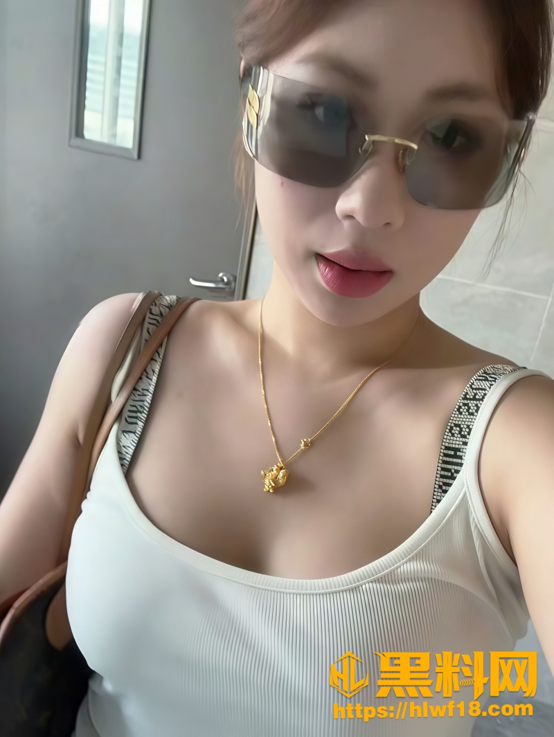 韵味少妇无套吞精视频 1