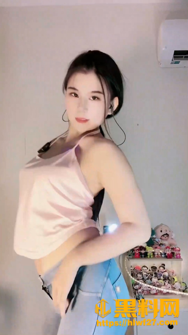 李漂亮擦边视频