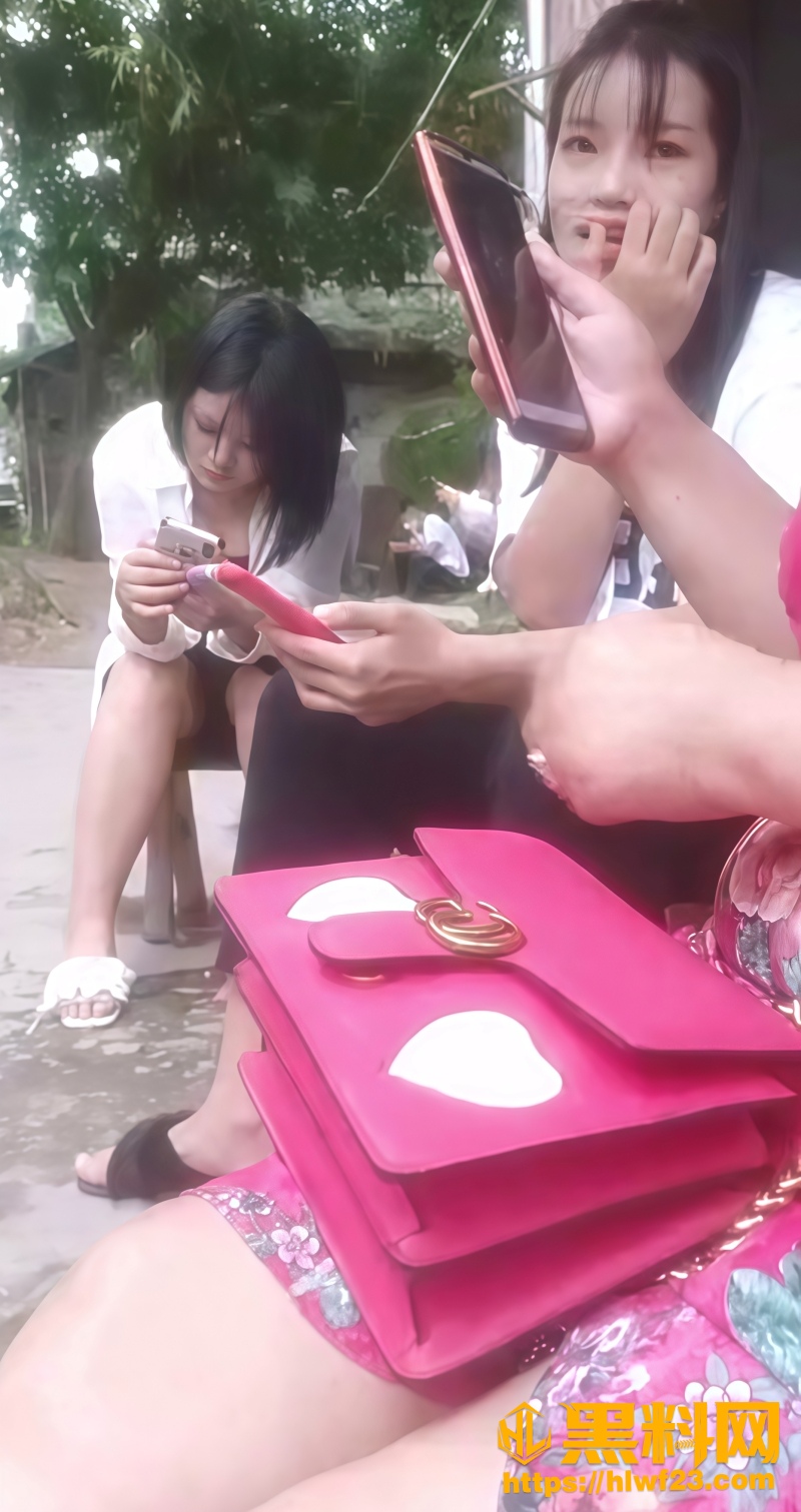 城中村少妇后入福利  2