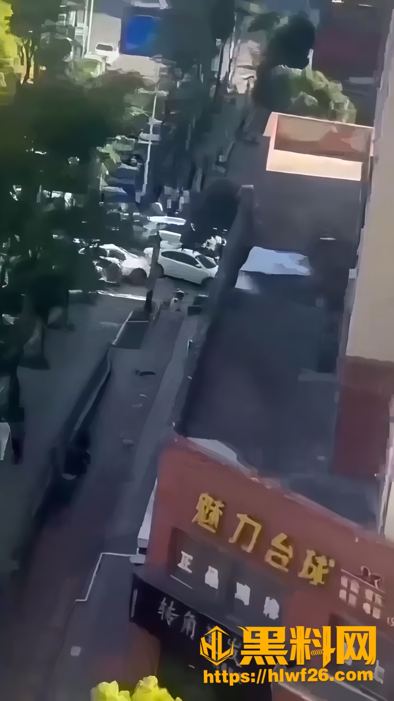 全身赤裸4